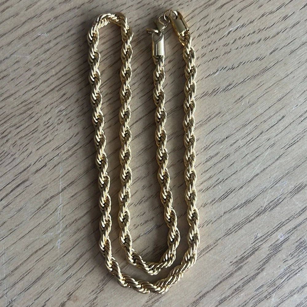 N/A 22 mens